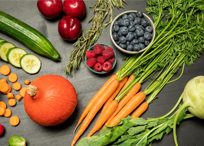 Alles für den Naschgarten im Sommer Alles für den Naschgarten im Sommer