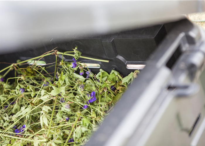 Nährstoffe aus dem eigenen Garten mit einem Komposter Nährstoffe aus dem eigenen Garten mit einem Komposter